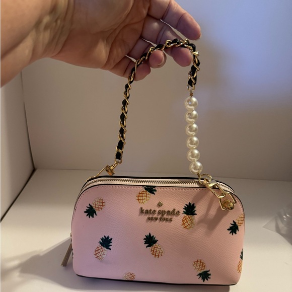 kate spade Handbags - Kate Spade repurposed pineapple 🍍 makeup bag. So cute!!